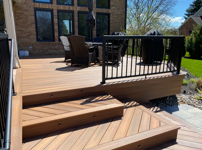 Deck Builder in Shelby Township, MI